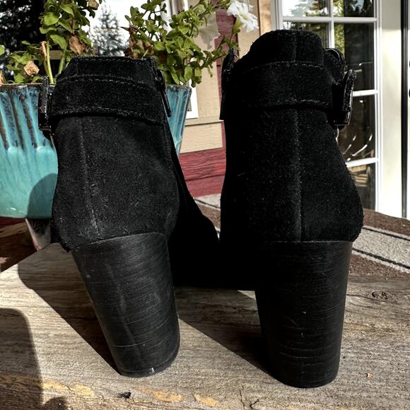 Gianni Bini Ankle Boots Suede 7M Leather Block Heel Ankle Boots Coquette Chic - Picture 4 of 9